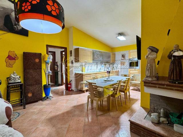 Appartamento in vendita a Caserta CE