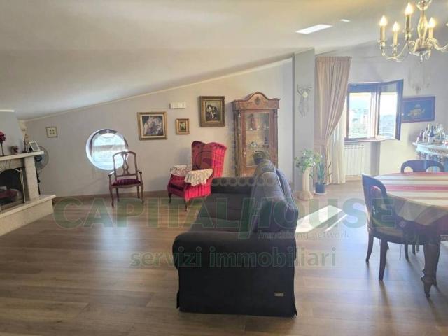 Appartamento in vendita a Caserta CE