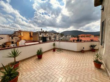 Appartamento in vendita a Caserta CE