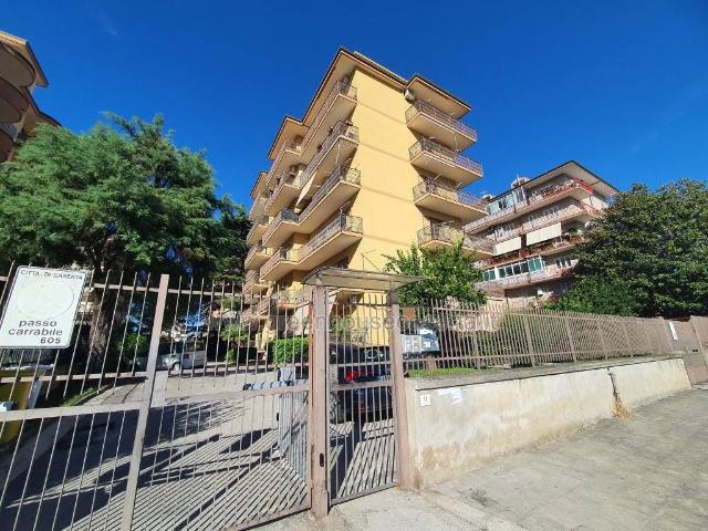 Appartamento in vendita a Caserta CE