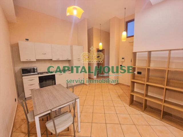 Appartamento in vendita a Caserta, Centro