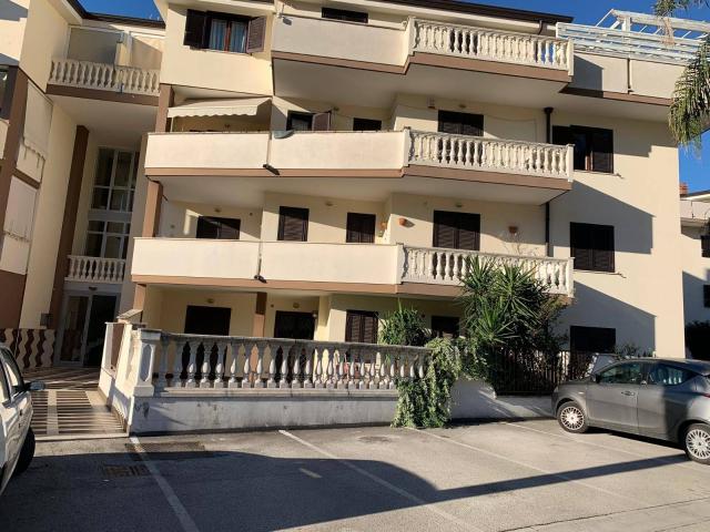 Appartamento in vendita a Caserta, Tuoro
