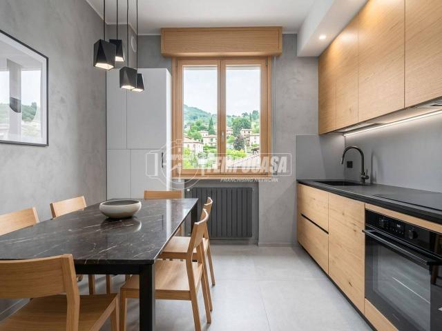 Appartamento in vendita a Casina