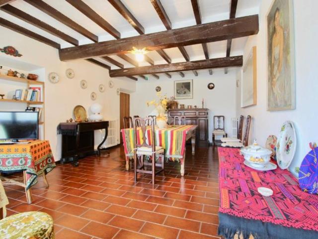 Appartamento in vendita a Casina RE
