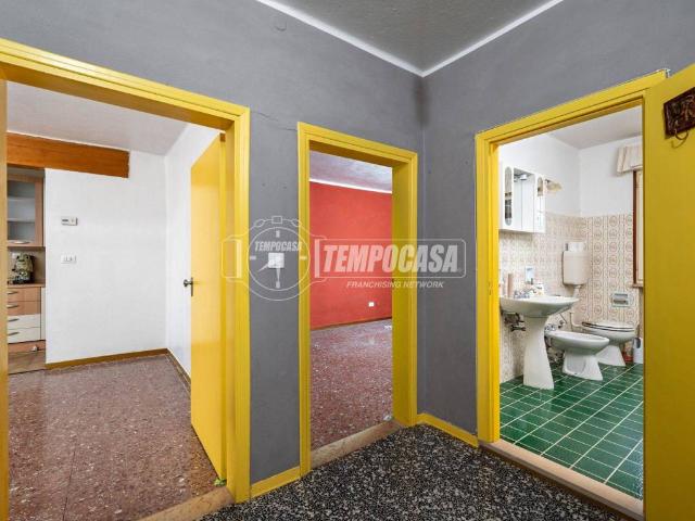 Appartamento in vendita a Casina RE