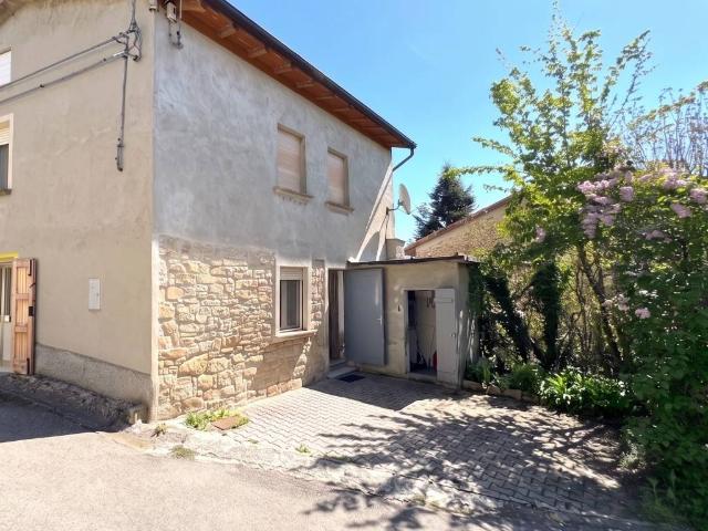Appartamento in vendita a Casina RE
