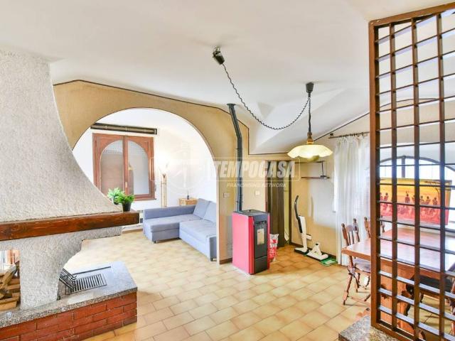 Appartamento in vendita a Caslino d'Erba CO