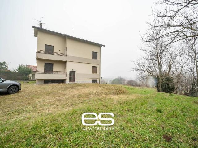 Appartamento in vendita a Cassago Brianza LC