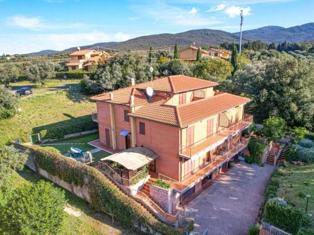 Appartamento in vendita a Castagneto Carducci LI