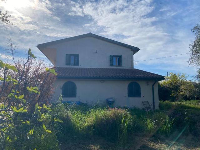 Appartamento in vendita a Castagneto Carducci LI