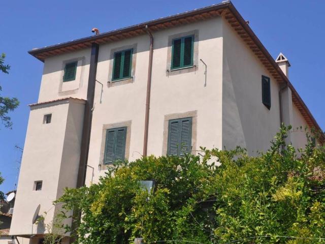 Appartamento in vendita a Castagneto Carducci LI