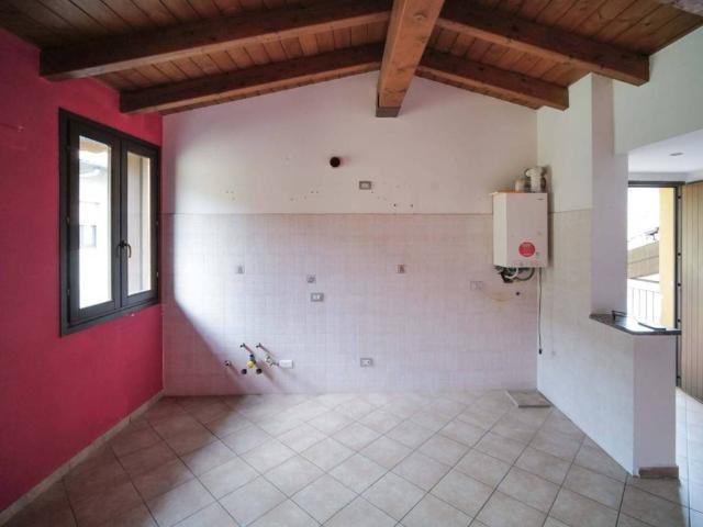 Appartamento in vendita a Castano Primo MI