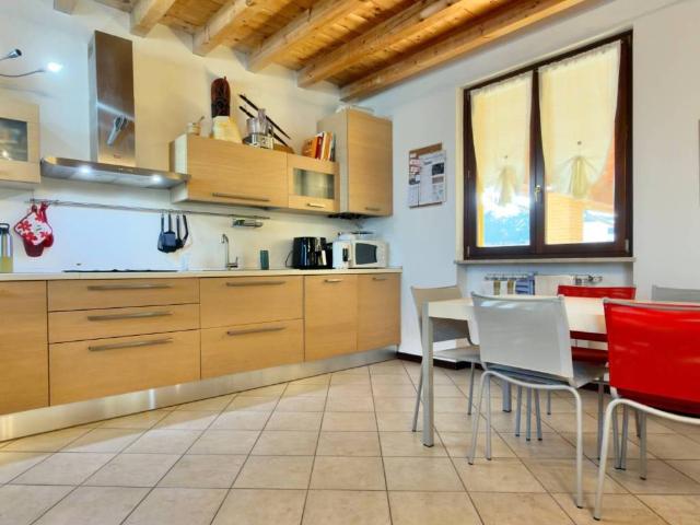 Appartamento in vendita a Castegnato BS