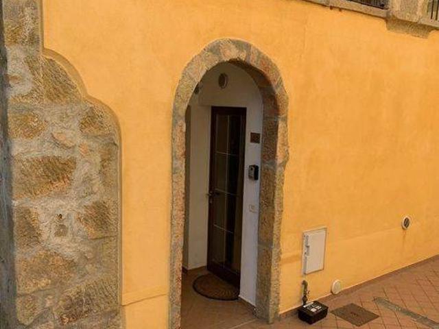 Appartamento in vendita a Castel del Piano GR
