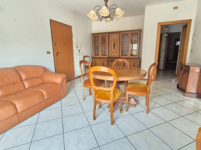 Appartamento in vendita a Castel di Lama via Adda, 9