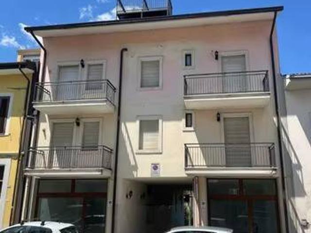 Appartamento in vendita a Castel di Sangro AQ