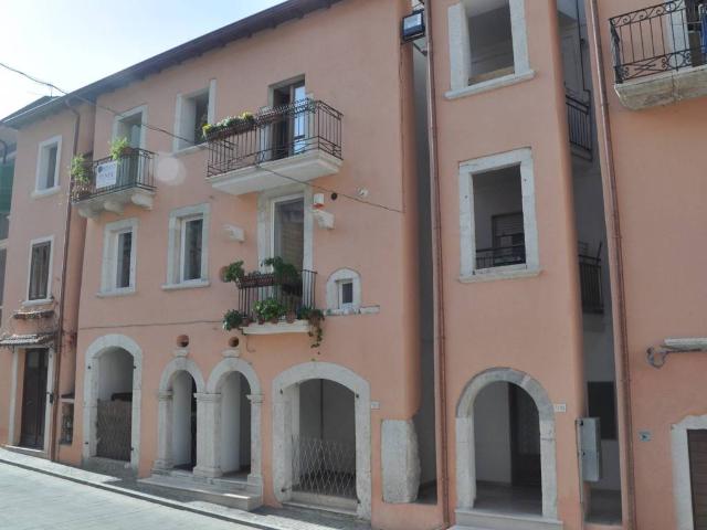 Appartamento in vendita a Castel di Sangro AQ