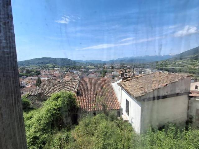 Appartamento in vendita a Castel di Sangro AQ