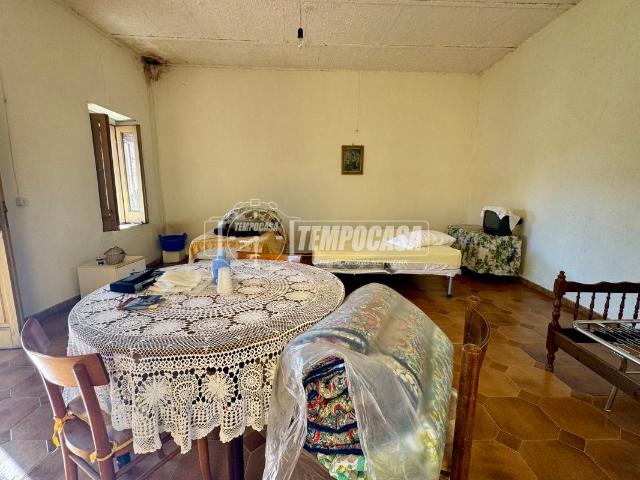 Appartamento in vendita a Castel Morrone