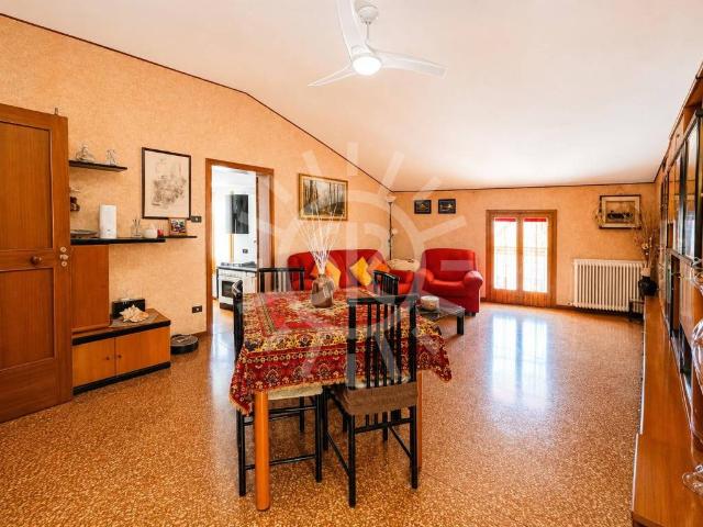 Appartamento in vendita a Castel San Pietro Terme BO
