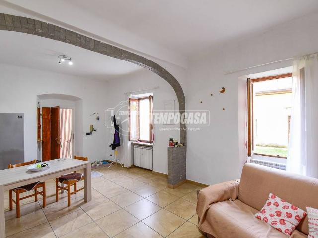 Appartamento in vendita a Castelmarte CO