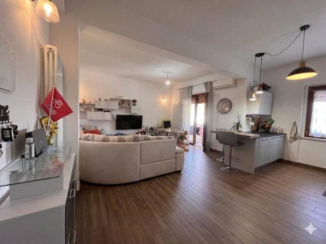 Appartamento in vendita a Castelnuovo Magra SP