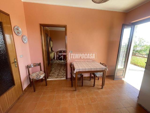 Casa indipendente in vendita a Castelnuovo Nigra TO