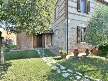 Appartamento in vendita a Castelnuovo Berardenga SI