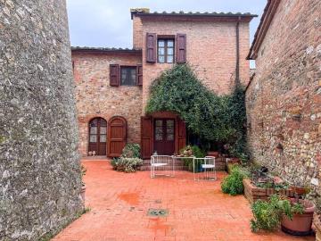 Appartamento in vendita a Castelnuovo Berardenga SI