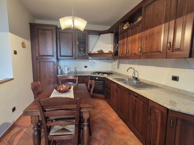 APPARTAMENTO in VENDITA a CASTELNUOVO BERARDENGA Via del Taglio di 3 vani