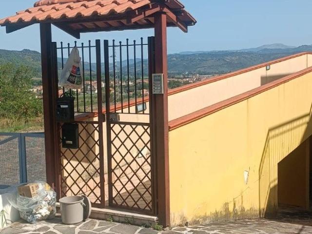 Appartamento in vendita a Castelnuovo Cilento SA
