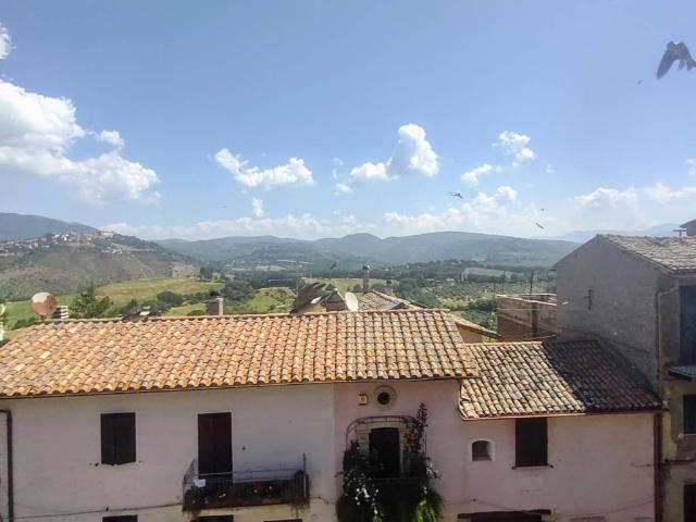 Appartamento in vendita a Castelnuovo di Farfa RI