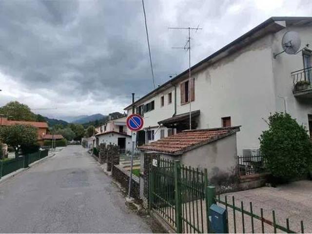 Appartamento in vendita a Castelnuovo di Garfagnana LU