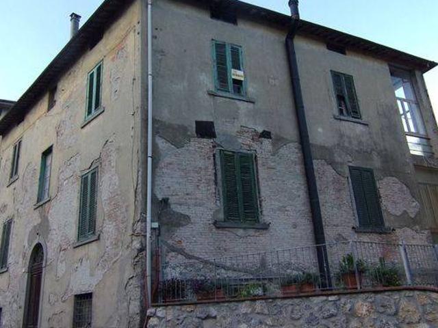Appartamento in vendita a Castelnuovo di Garfagnana LU