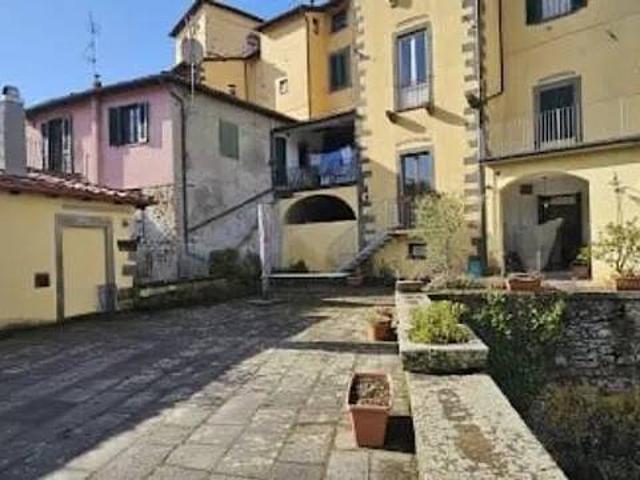 Appartamento in vendita a Castelnuovo di Garfagnana LU