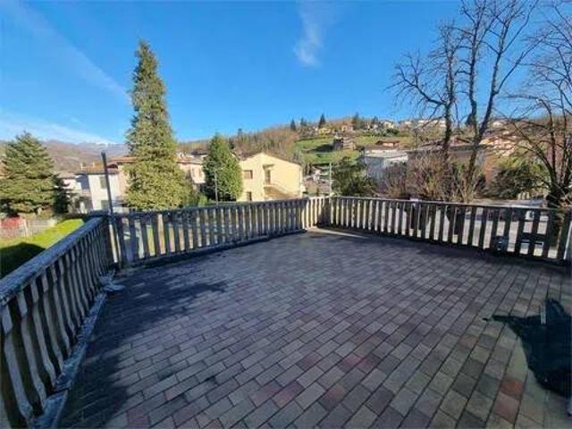 Appartamento in vendita a Castelnuovo di Garfagnana LU