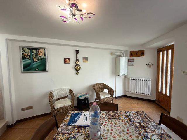 Appartamento in vendita a Castelnovo Ne' Monti RE