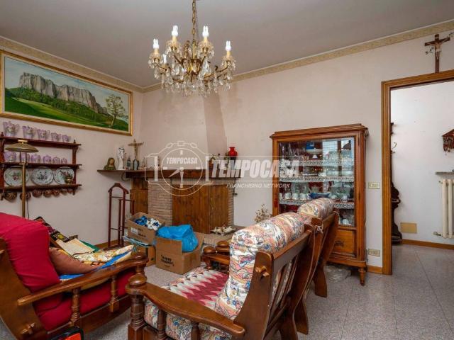 Appartamento in vendita a Castelnovo Ne' Monti RE