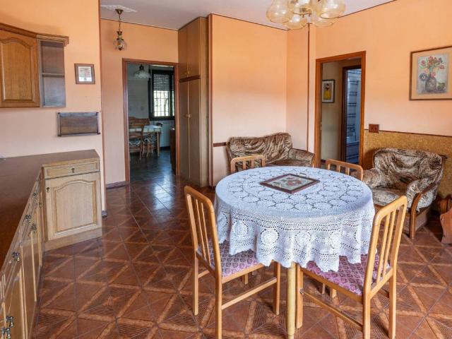 Appartamento in vendita a Castelnovo Ne' Monti RE