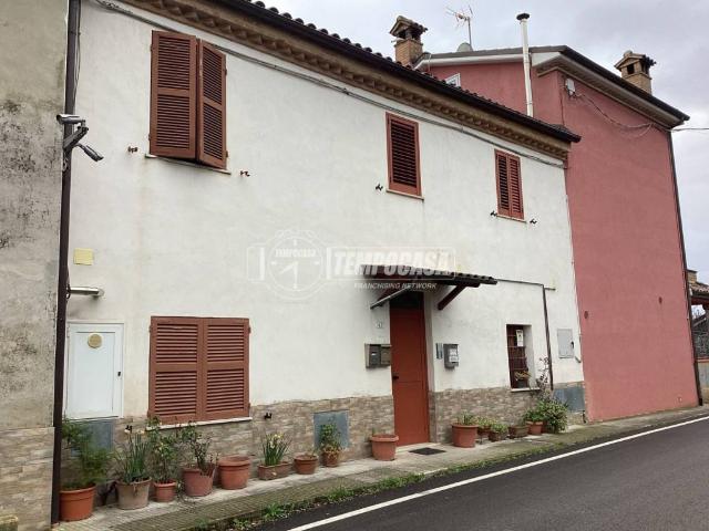 Appartamento in vendita a Castelbellino AN