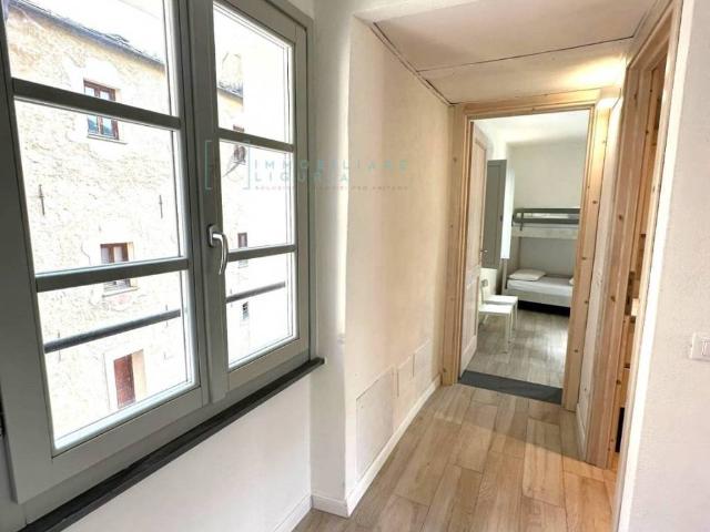 Appartamento in vendita a Castelbianco SV