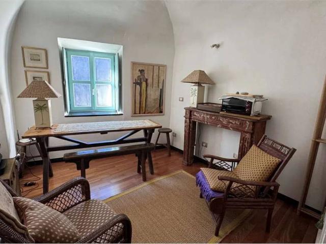 Appartamento in vendita a Castelbianco SV