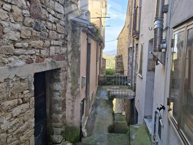 Appartamento in vendita a Castelbottaccio CB