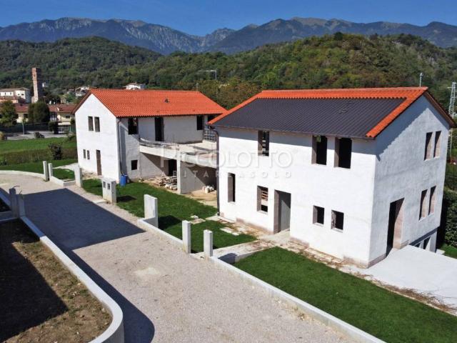 Appartamento in vendita a Castelcucco TV