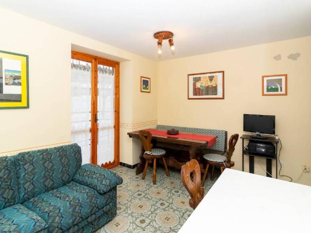 Appartamento in vendita a Casteldelfino CN