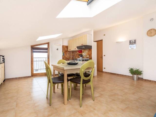 Appartamento in vendita a Casteldelfino CN