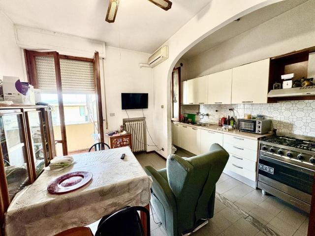 Appartamento in vendita a Castelfiorentino, in discreto stat. 112m² Castelfiorentino