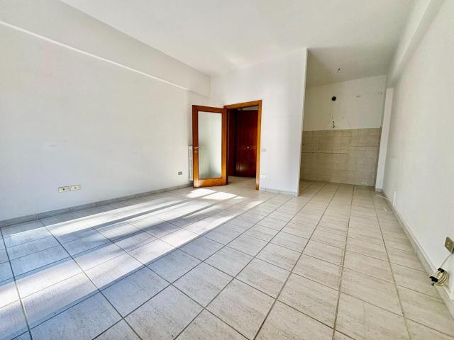Appartamento in vendita a Castelfiorentino, in ottimo stato. 82m² Castelfiorentino