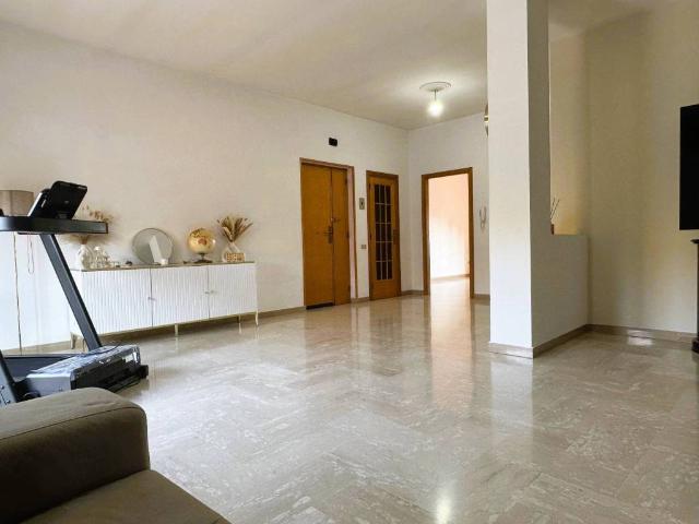 Appartamento in vendita a Castelluccio dei Sauri FG