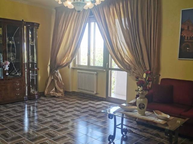 Appartamento in vendita a Castelluccio dei Sauri FG